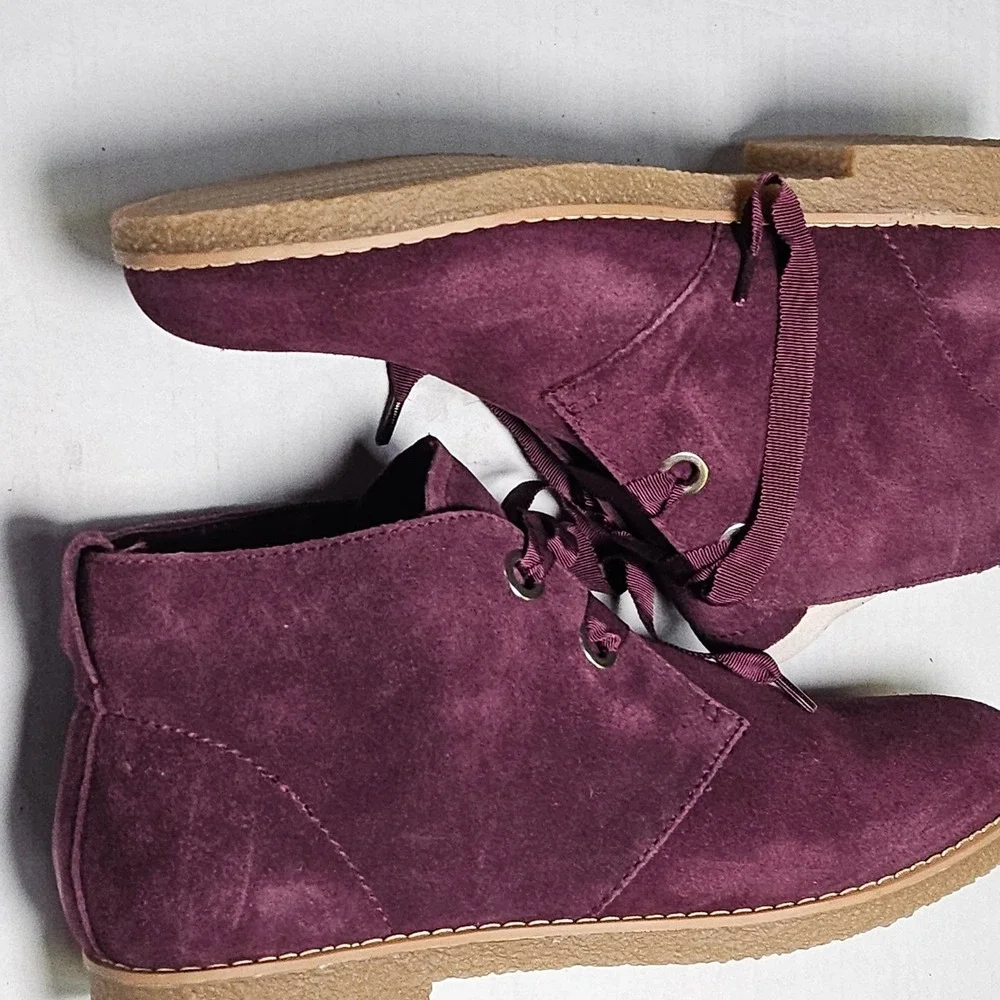 Isaac Mizrahi Live IM ZOE Dark‎ Red Suede Ribbon Lace Desert Boots Womens 7.5M